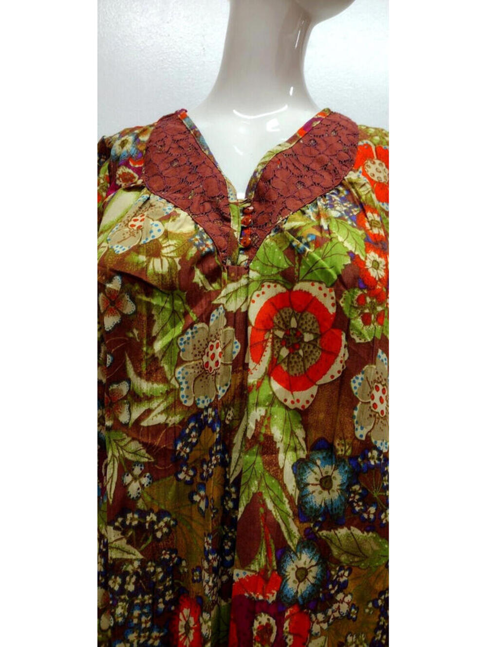 Art Nouveau Style Top Bohemian Floral Blouse 3/4 Sleeves Size Medium New W Tags